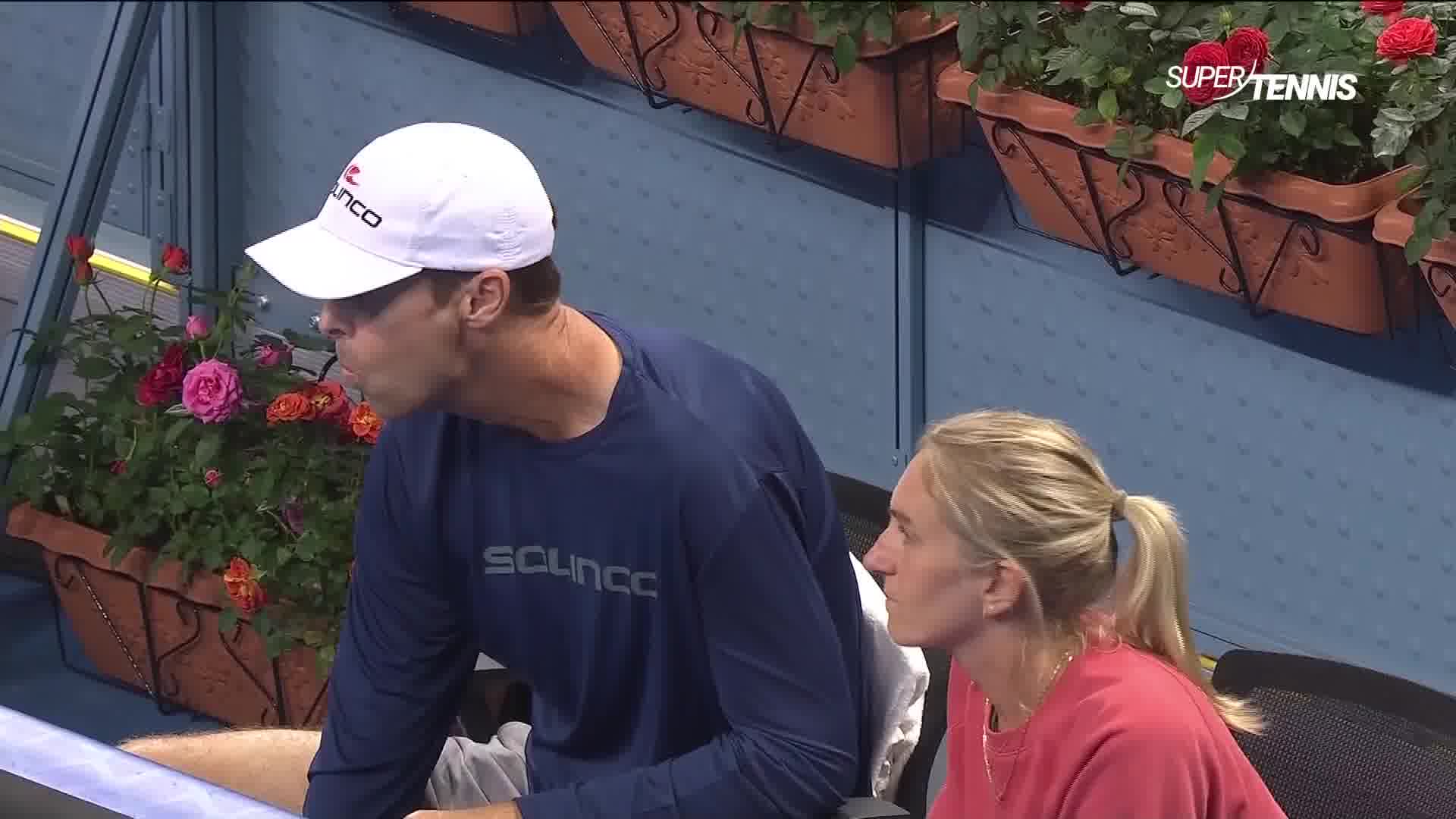 6B51913B-02F7-425C-868A-DED1C9E8EDDE