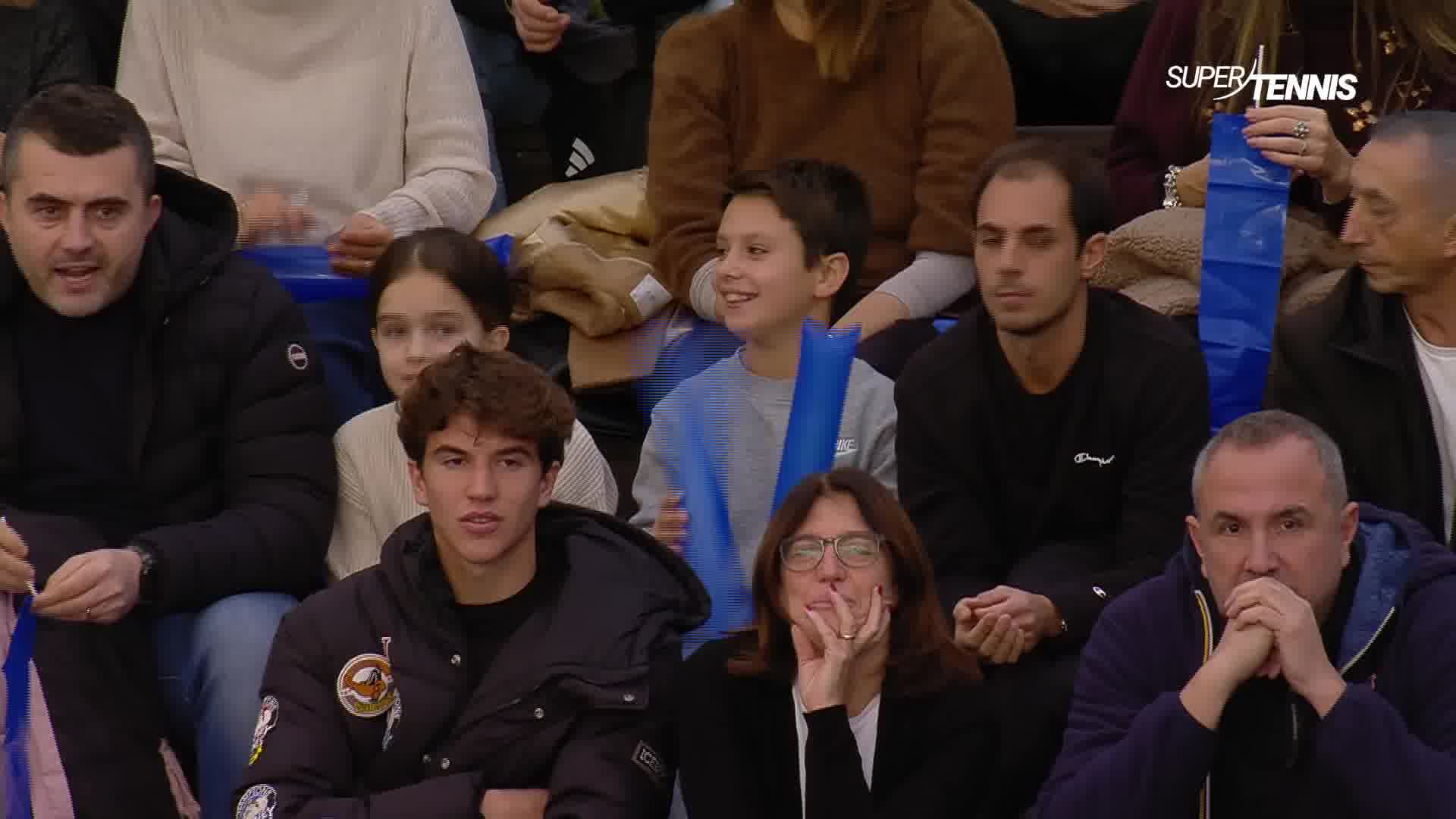 93E2B1B4-DFDB-4680-8834-68E47799EF19