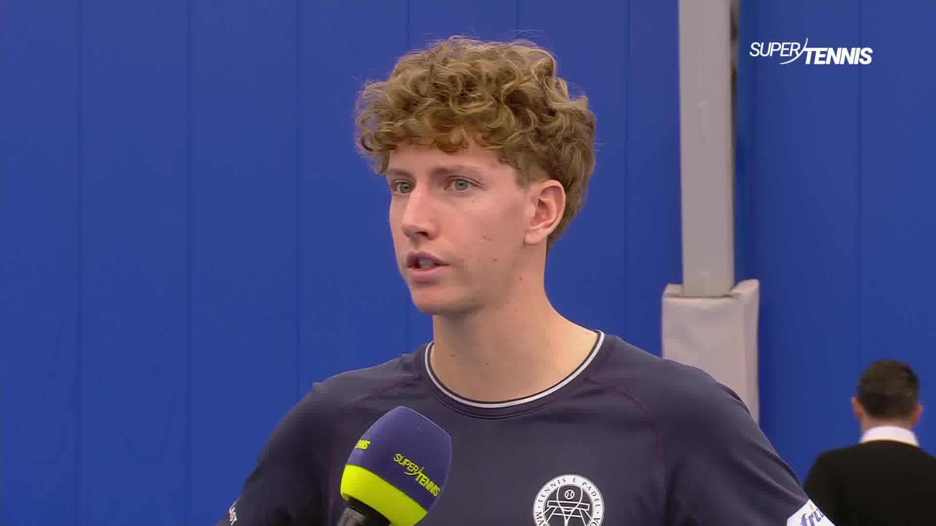 AA8A61C2-75A9-402E-BE8E-3549DD2B11D0